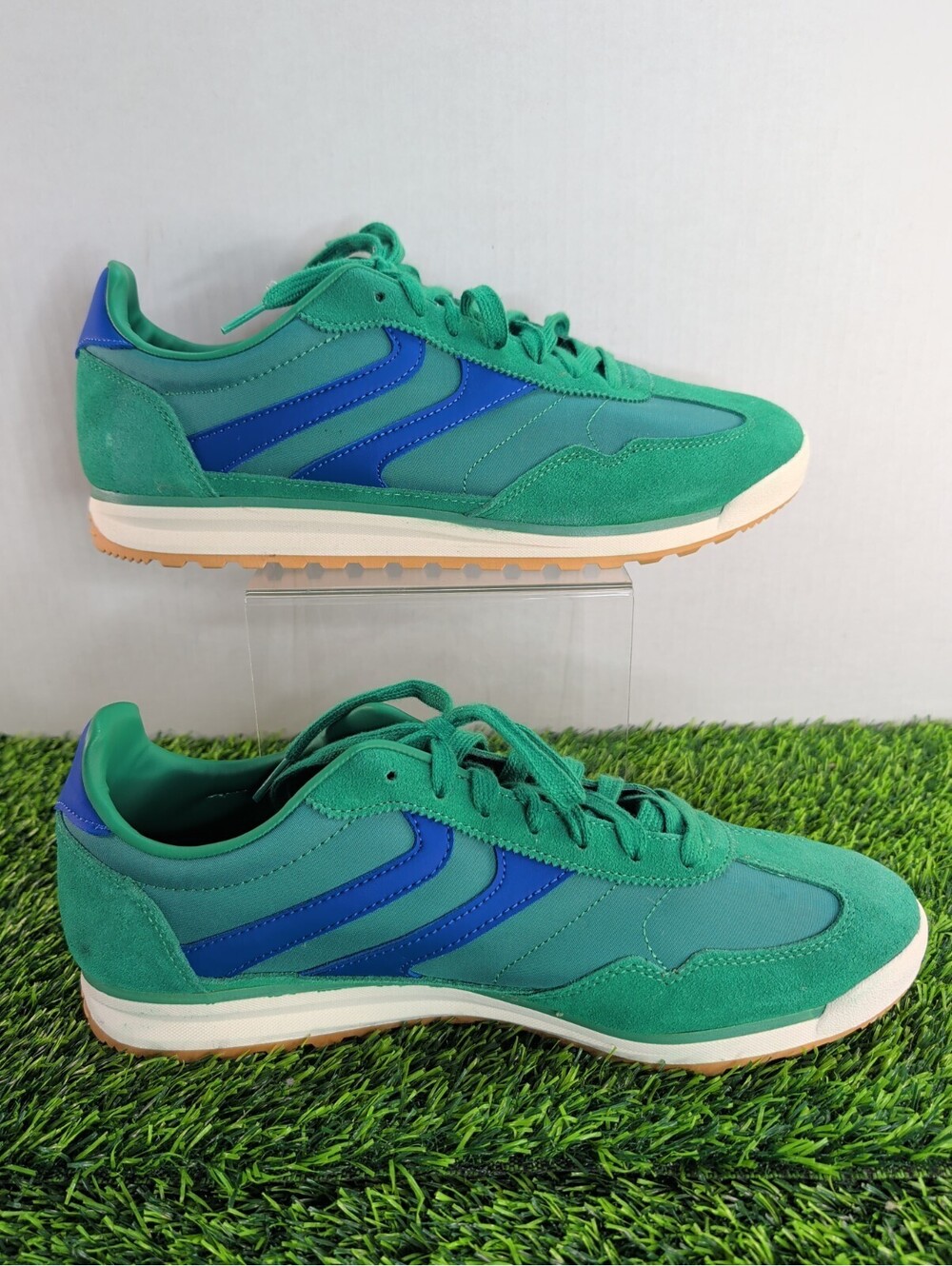 No Boundaries Lace-Up  Sneakers, Men's Size 12 Green & Blue